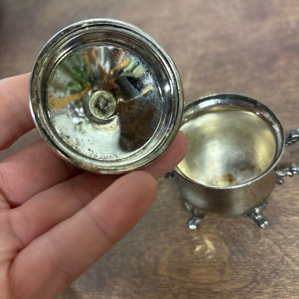 Elegant Mini Silver Plated Sugar Bowl with Lid - Picture 3 of 5